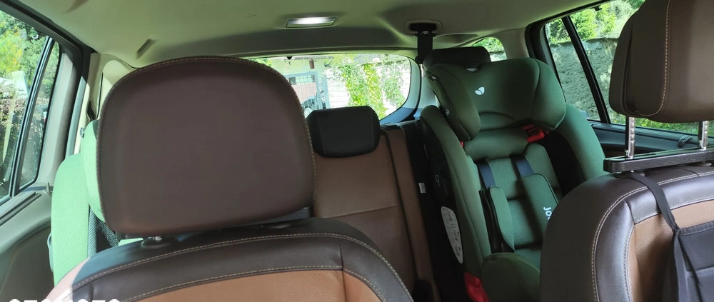 Opel Zafira cena 29000 przebieg: 254200, rok produkcji 2013 z Chorzów małe 79